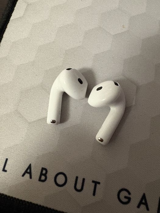 aipods 4 inca in garantie !!