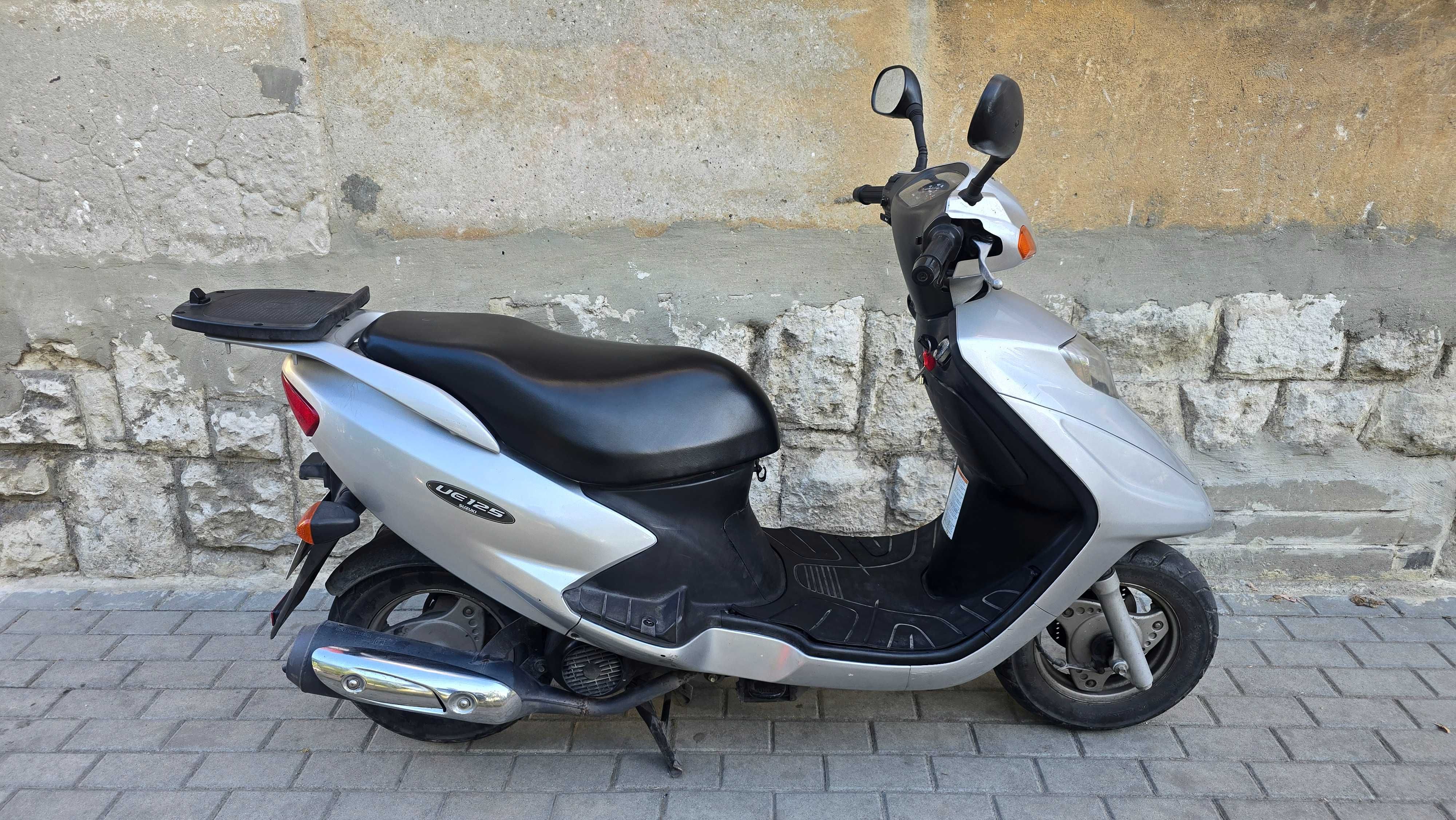 Продавам Сузуки UE125