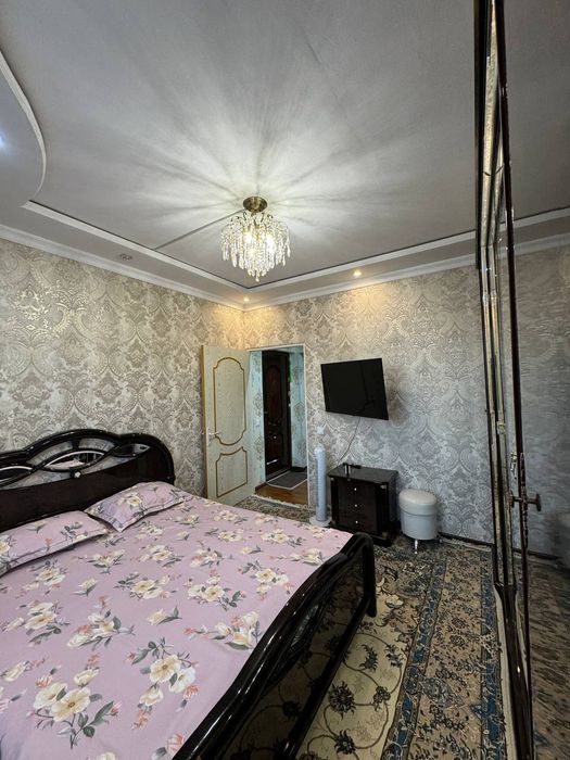 Банковский дом 2 в 3.массив феруза экобозор чимган.