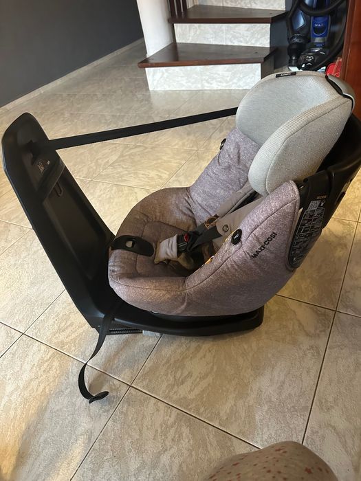 Maxi Cosi AxissFix детско столче за кола