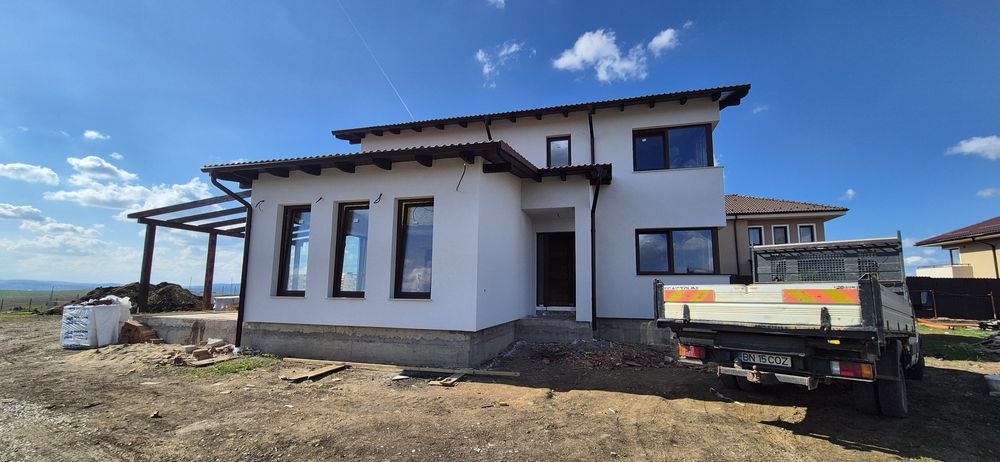 Case individuale in loc.Dezmir,direct de la dezvoltator