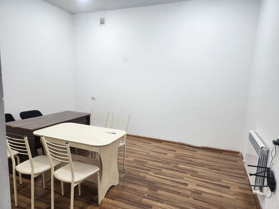 УРДУни ёнбош кучасинда хоналар арендага барилади