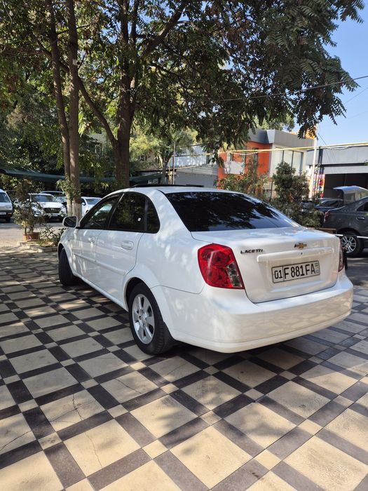 Chevrolet Gentra avtomat 2021 yil sotiladi