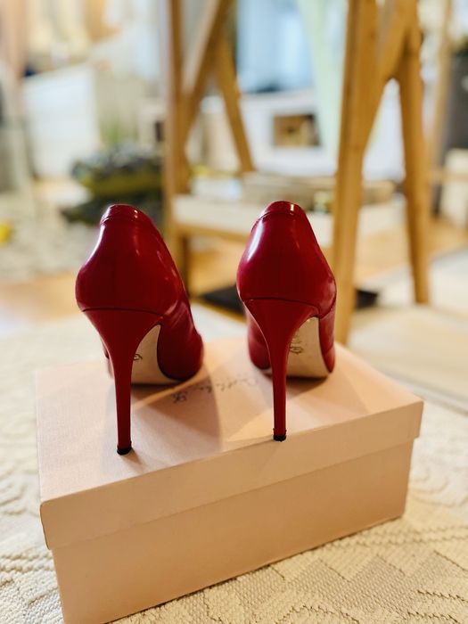 Pantofi Dama in stare impecabila