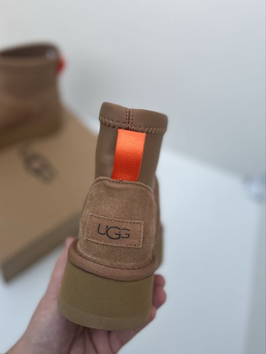 UGG Mini Dipper noi marimea 37 maro/brown