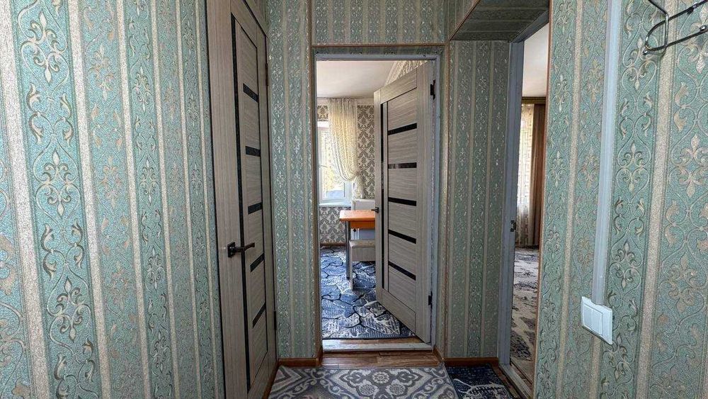 Фрунзиский Нурхон 1 хонали квартира сотилади.ID: 1259