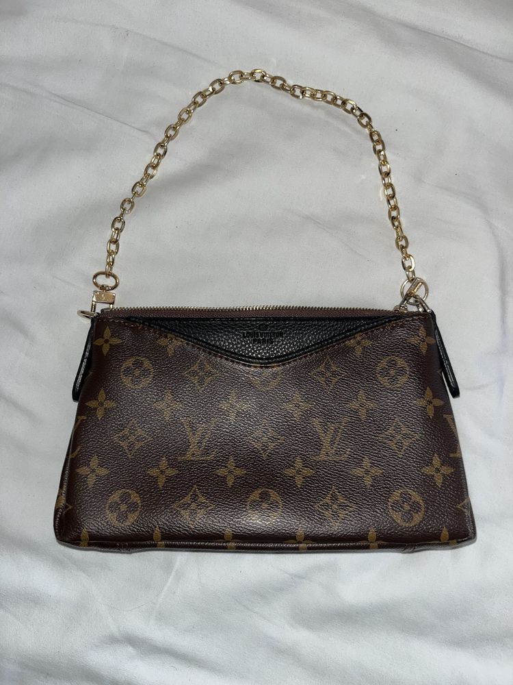 Оригинална чанта LOUIS VUITTON