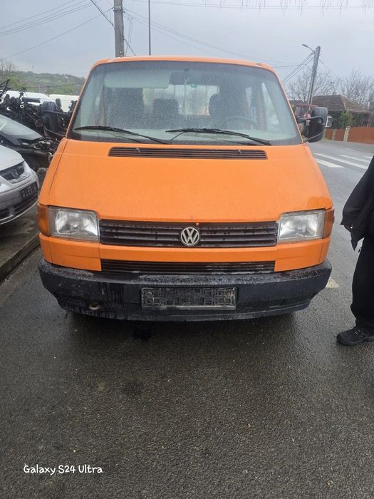 Dezmembram Volkswagen T4 1999 1,9 TDI Cod motor ABL