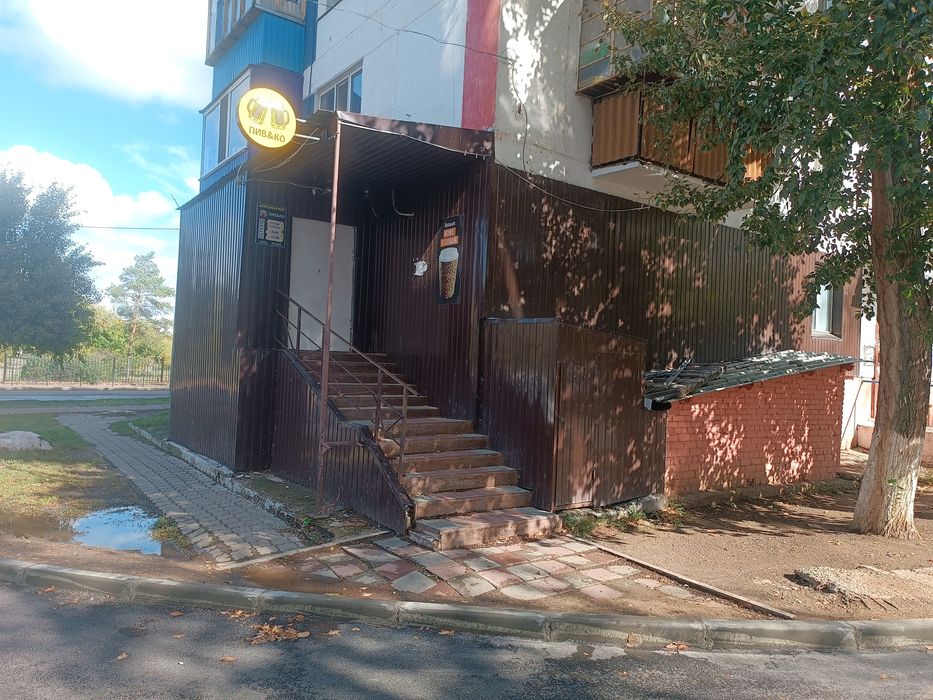 Продам магазин г.Лисаковск, 5 мик-он, 2 дом, "Сайрам"