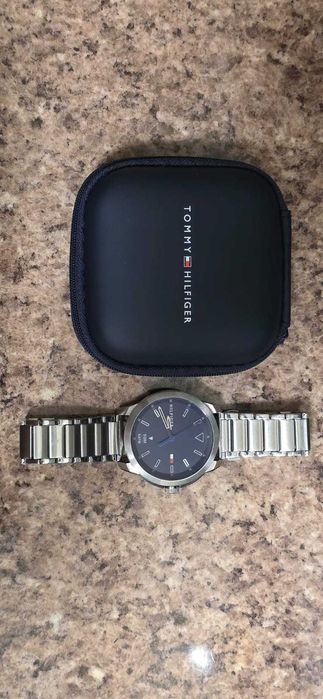 Vand ceas original Tommy Hilfinger