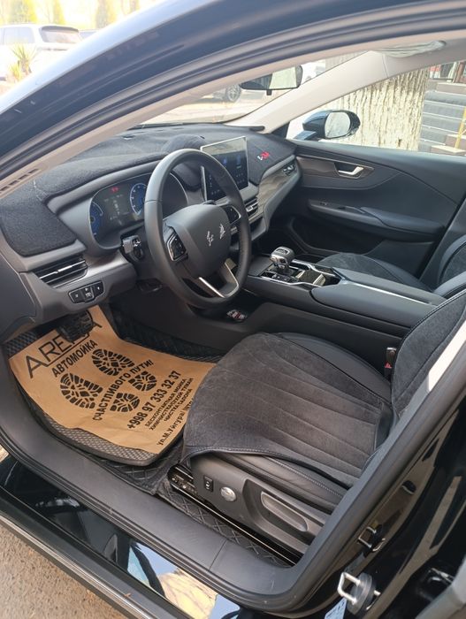 Hongqi Eqm 5  EV450  натариусга тайер