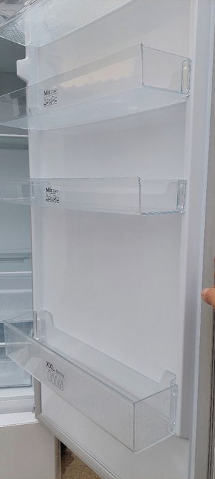 Combină frigorifică Arctic  tehnologia Total No Frost