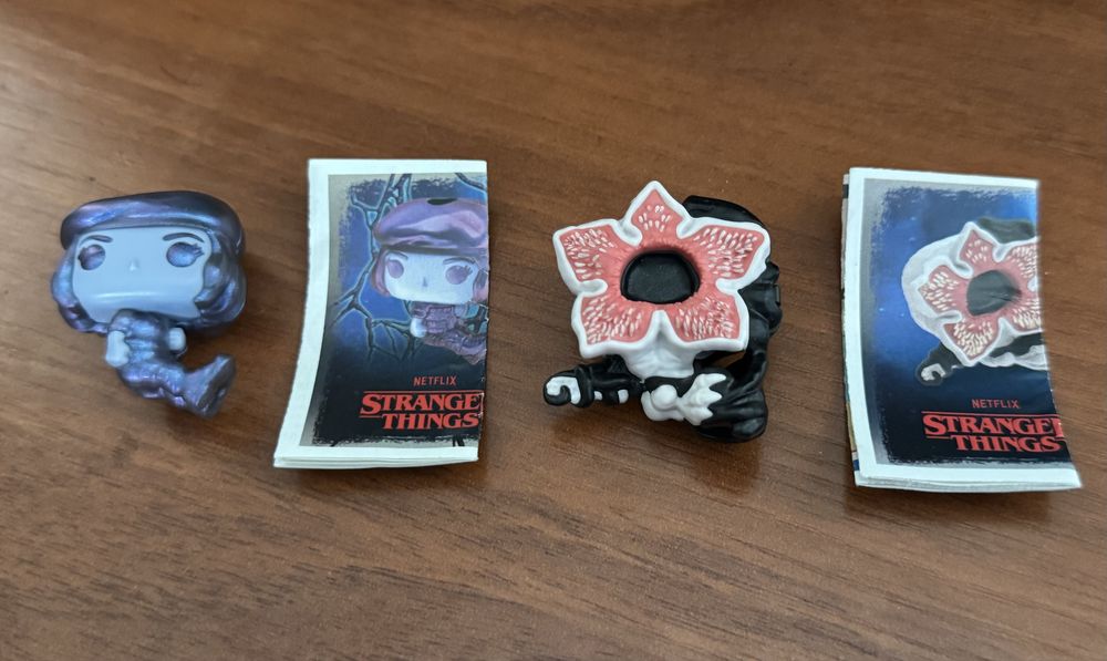 Фигурки из Kinder Stranger things Очень странные дела