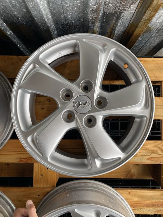 16 цола 5 х 114.3 мм Хюндай ix 35 , Туксон , Hyundai Tucson