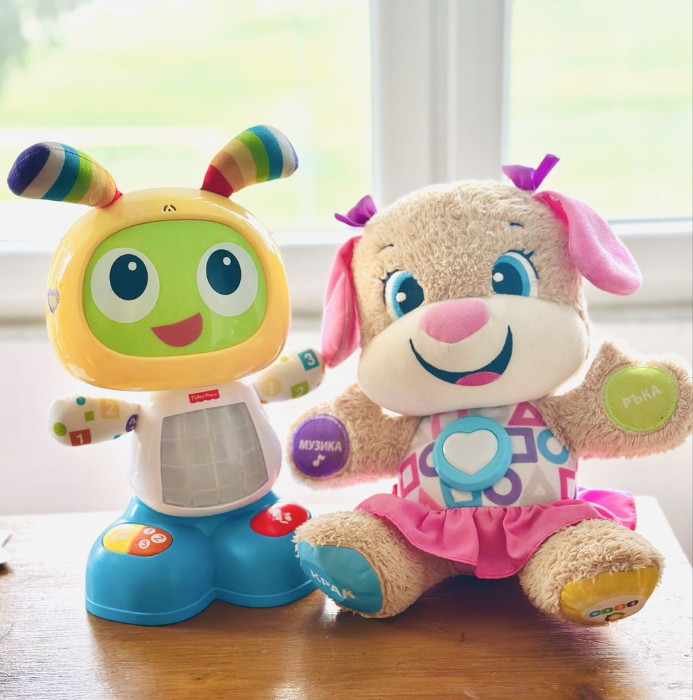 Куче и Робот на Fisher price
