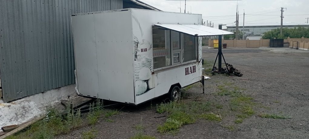 Продам торговый прицеп