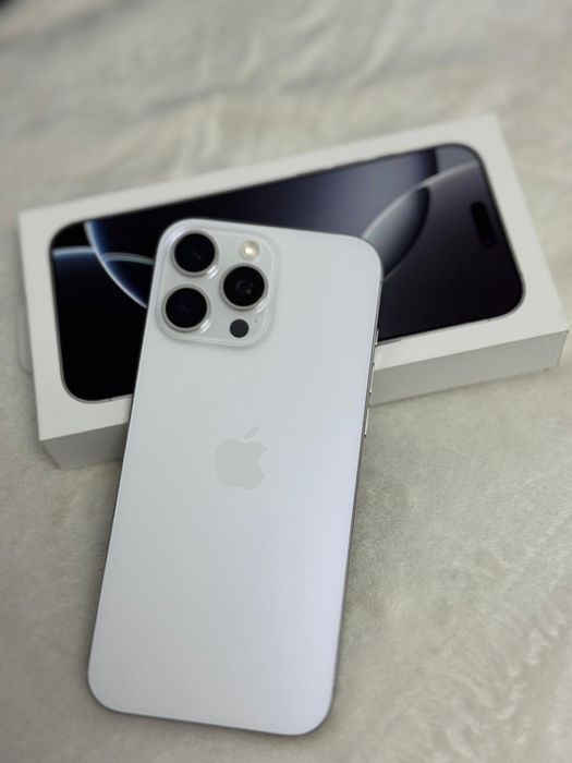 Vand Iphone 16 pro max