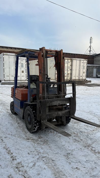 Услуги вилочного погрузчика авто кара