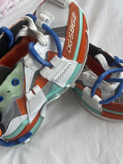 Adidasi unisex ,stare ff buna