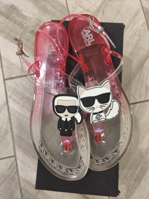 Оригинални сандали Karl Lagerfeld, в отлично състояние