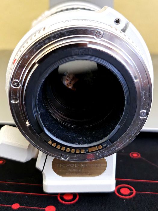 Продавам Canon EOS 80D