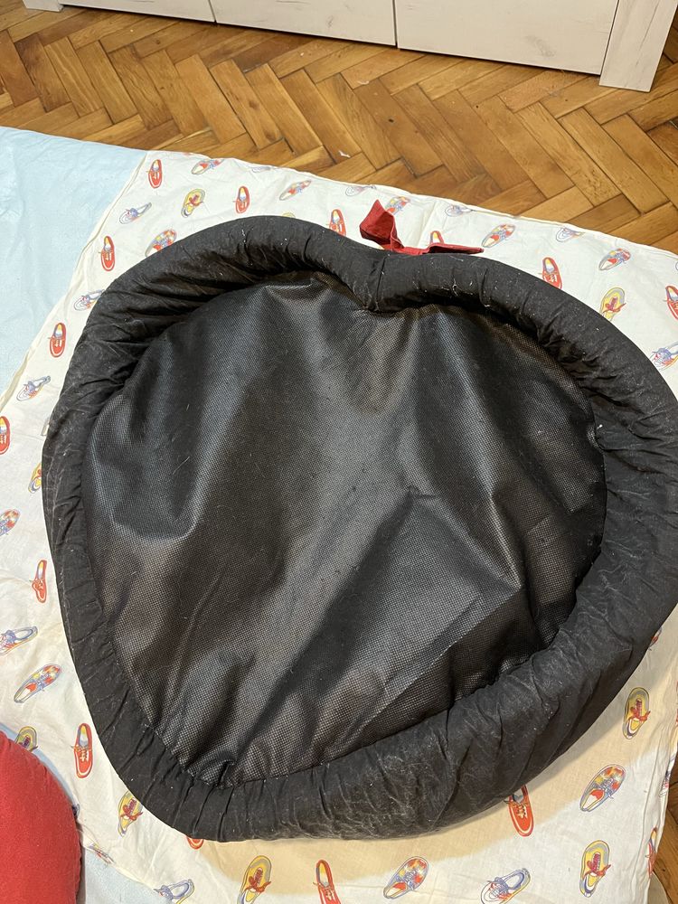 Cosulet inima mar L pisici 60x55x17 utilizata de 2 ori