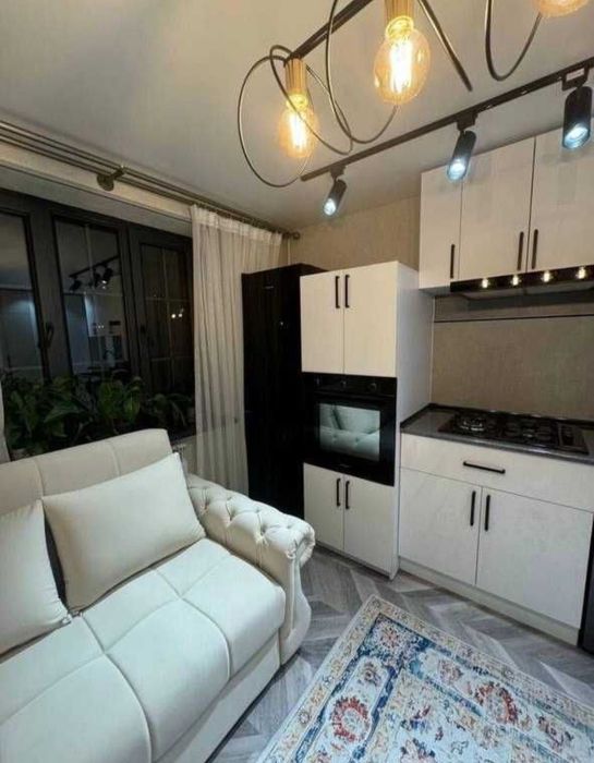 Метро Космонавтов Мирабад