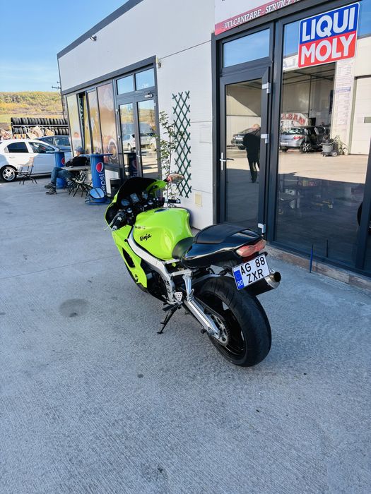 Vand kawasaki ninja zx 9 r