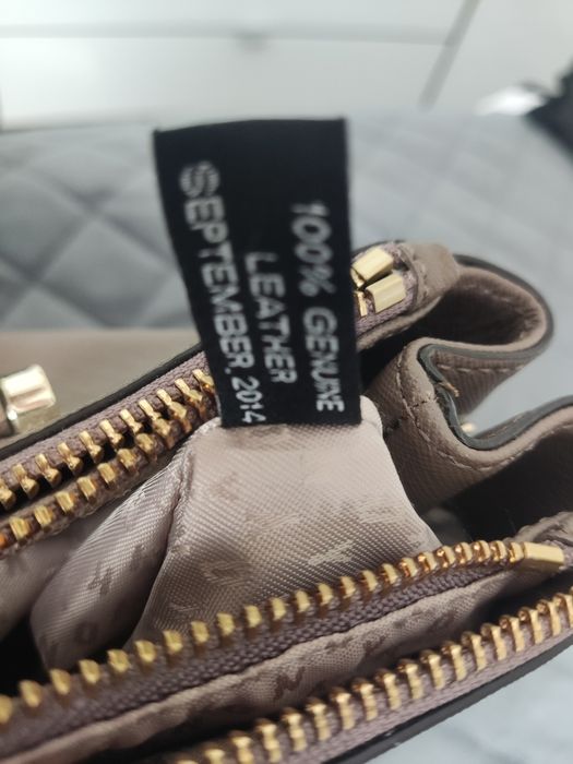 DKNY Оригинална чанта Естествена кожа