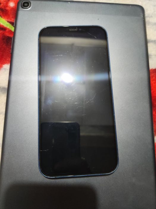 Vand  iphone 12 blue