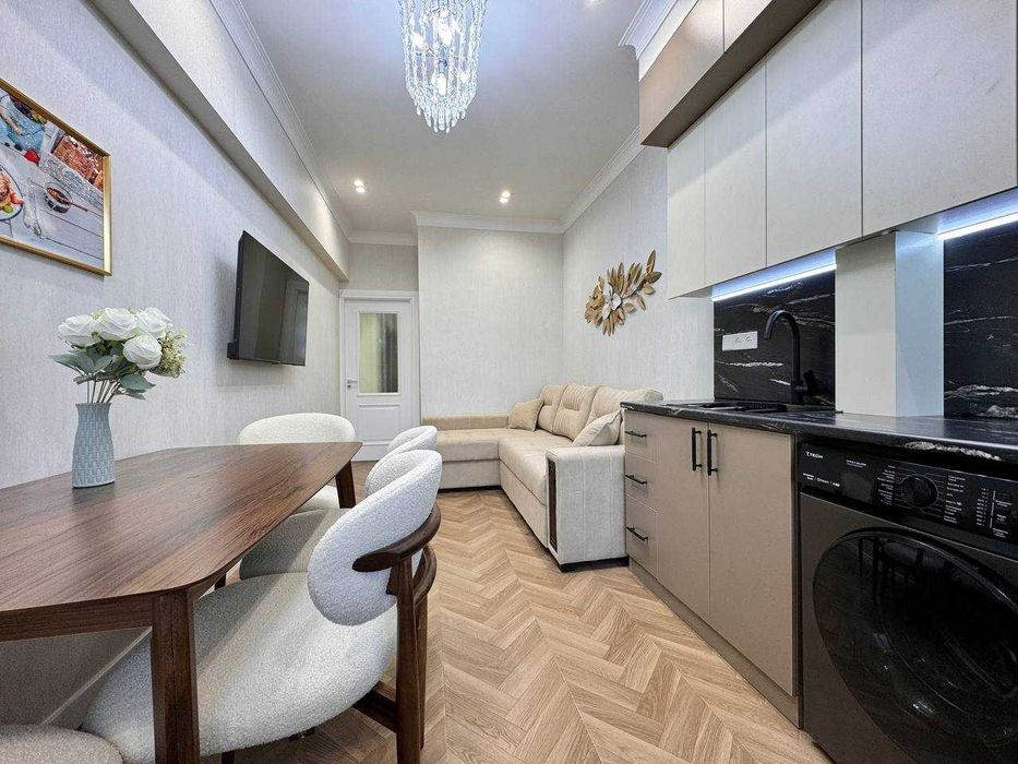 Сдается квартира с готовым ремонтом Саламатина 2-КОМ Имеется Парковка