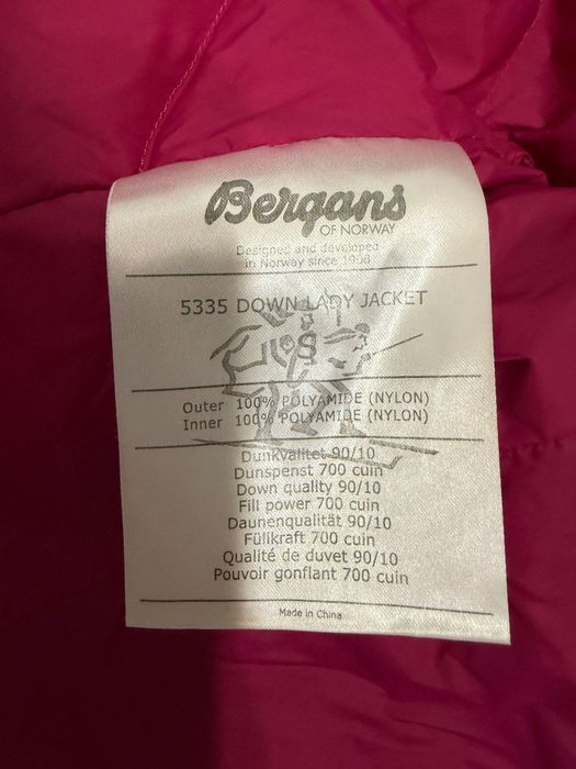Дамско зшмно яке Bergans с качулка, размер S