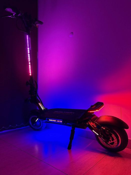 Trotinetă electrică Dualtron Victor Luxury Plus 2025 EY4