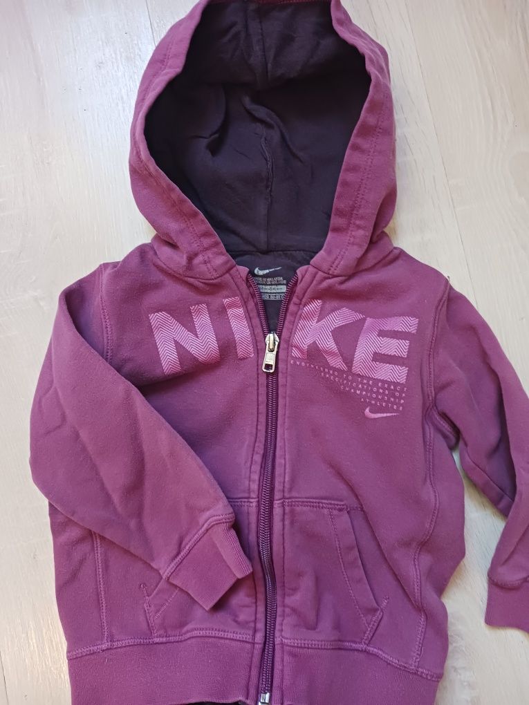 Екип на Nike 12-18м.