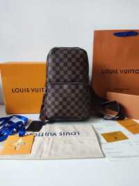 Geantă pentru bărbați.femeie Louis Vuitton 77009