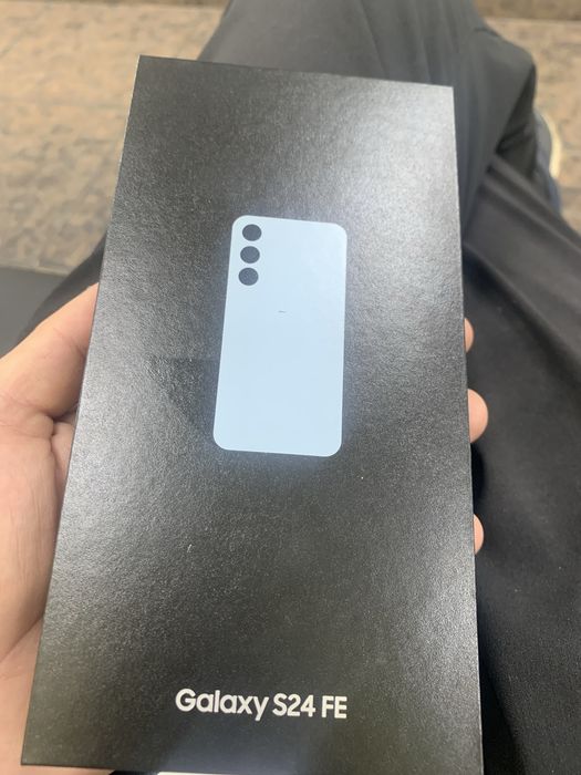Samsung s24 fe срочно продам