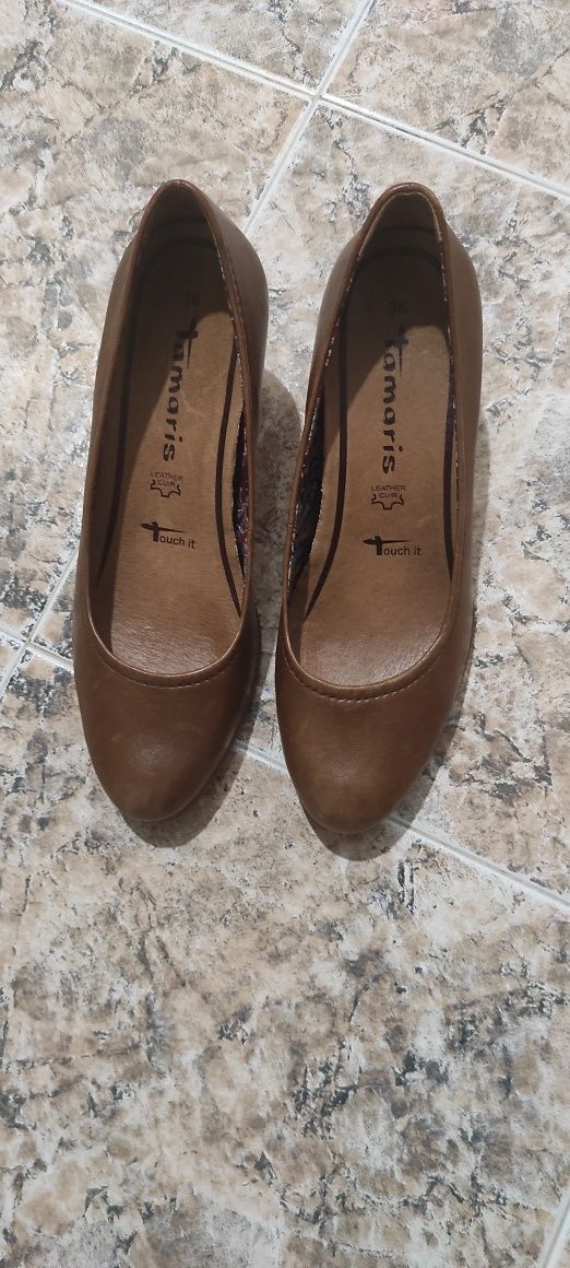 Дамски обувки tamaris