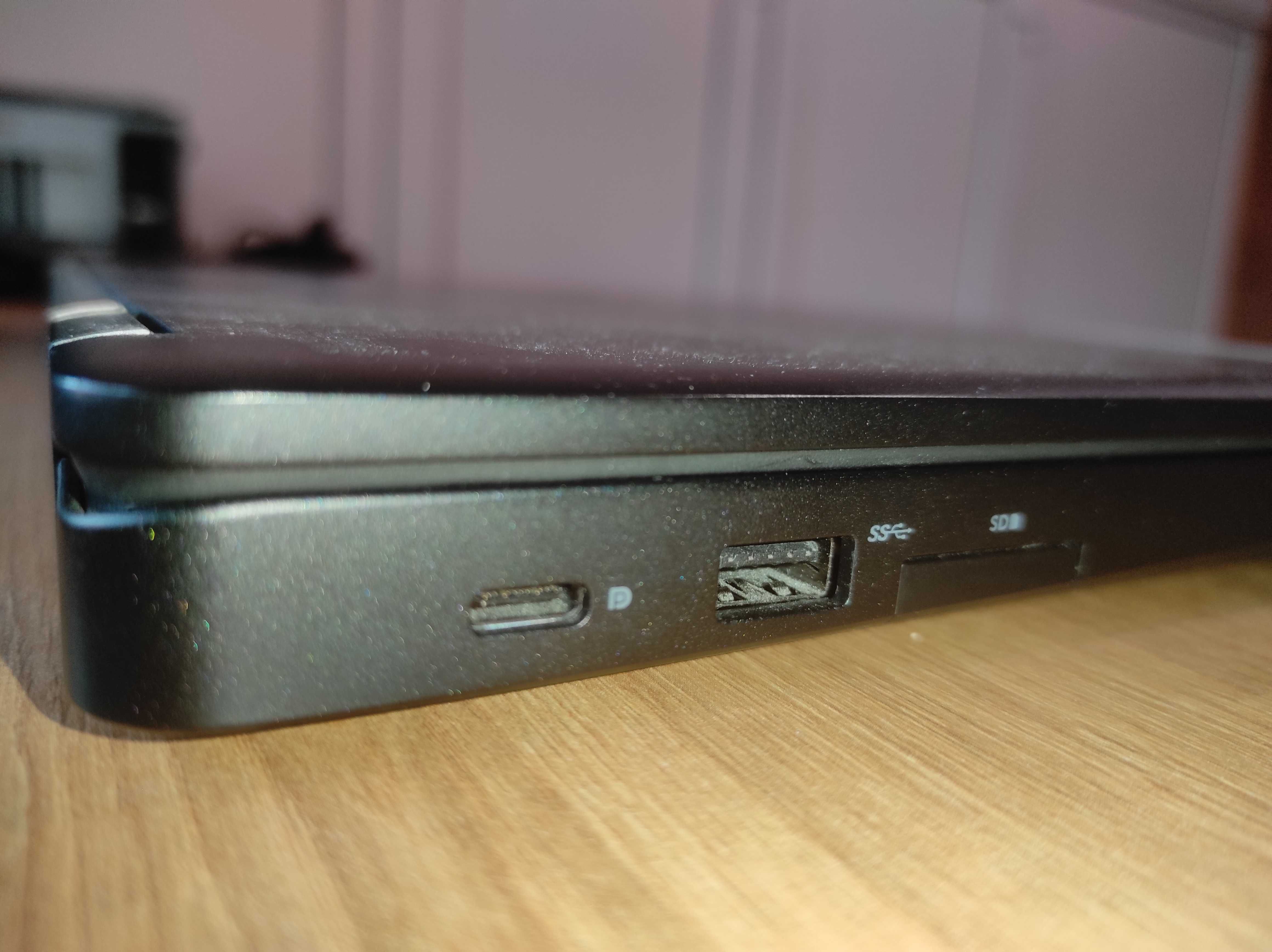Лаптоп Dell Latitude 5591 16GB RAM 512 SSD I5 8GEN