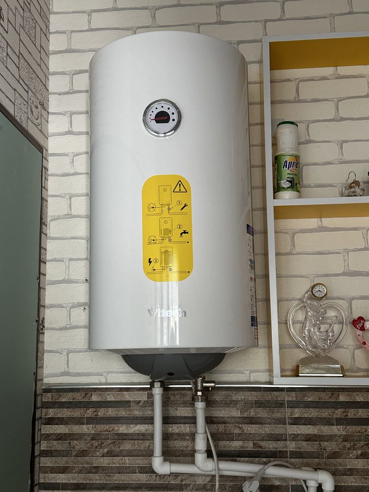Продаётся Водонагреватель VITECH