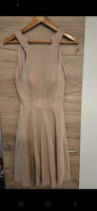 Rochie cu spatele gol