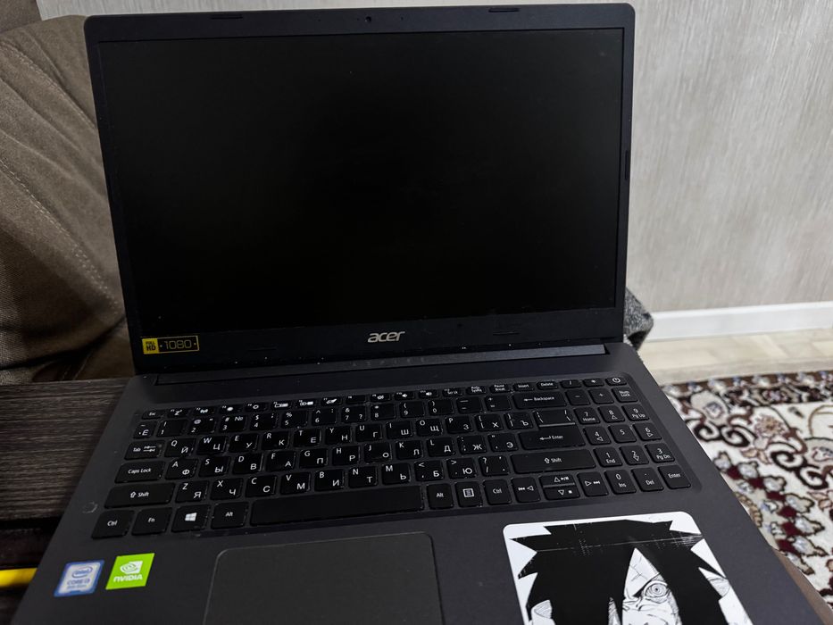 Продам б/у ноутбук