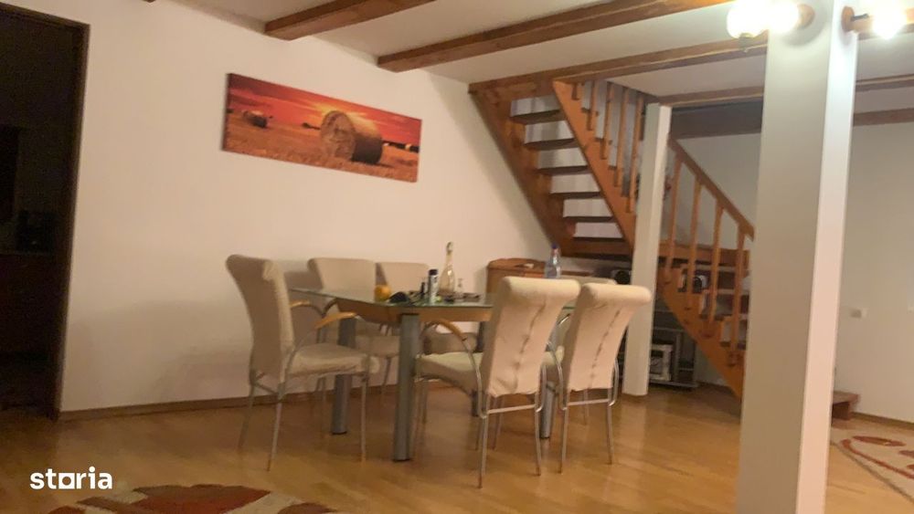 Vand Casa 3 camere, baie buc, hol, 3000 mp teren intravilan, anexe