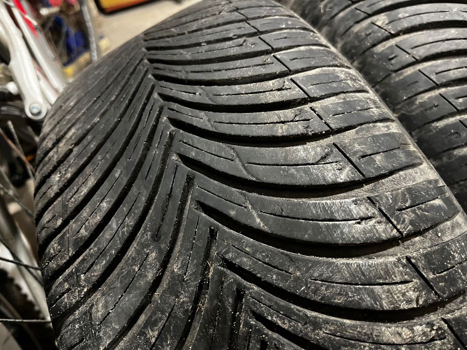 Всесезонни гуми 225/45/17