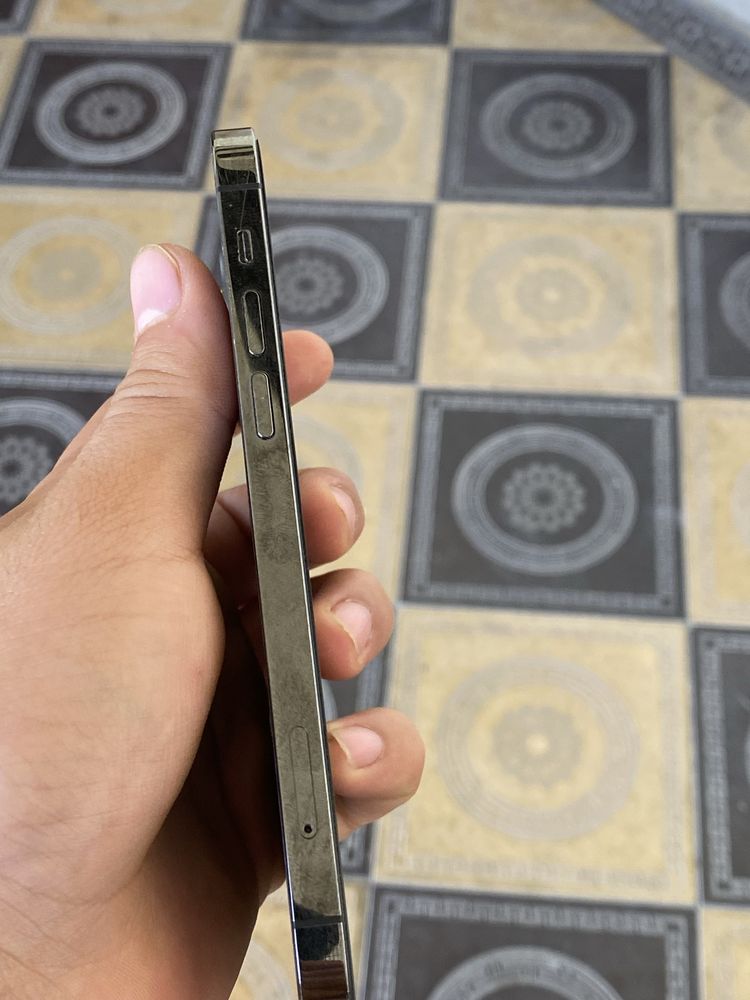 Iphone 12 pro SROCHNAA