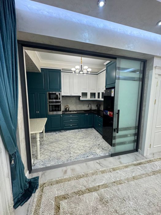 Art housedan 4 xonali dom sotiladi