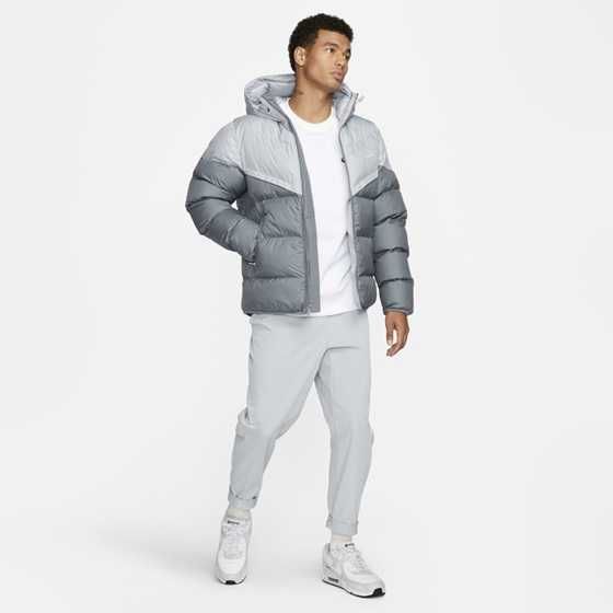 Яке Nike Windrunner PrimaLoft®