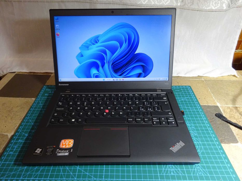 Laptop Lenovo Thinkpad T440s /i5/ram 8gb/ssd 240gb