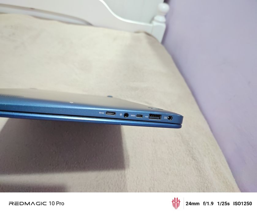Laptop Asus super slim I5 gen 8 win 11