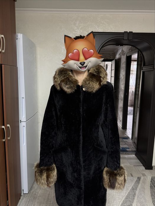 Продаю натуральную шубу