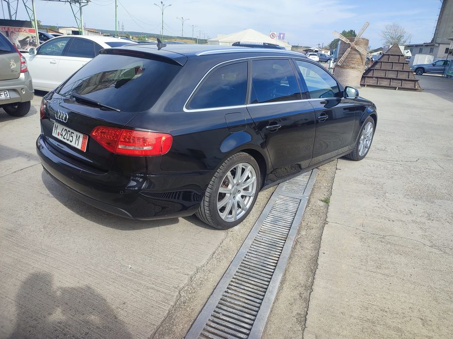 Audi B8 S_Line motor 2.0 tdi euro 5 import Germania Bixenon Led Climat